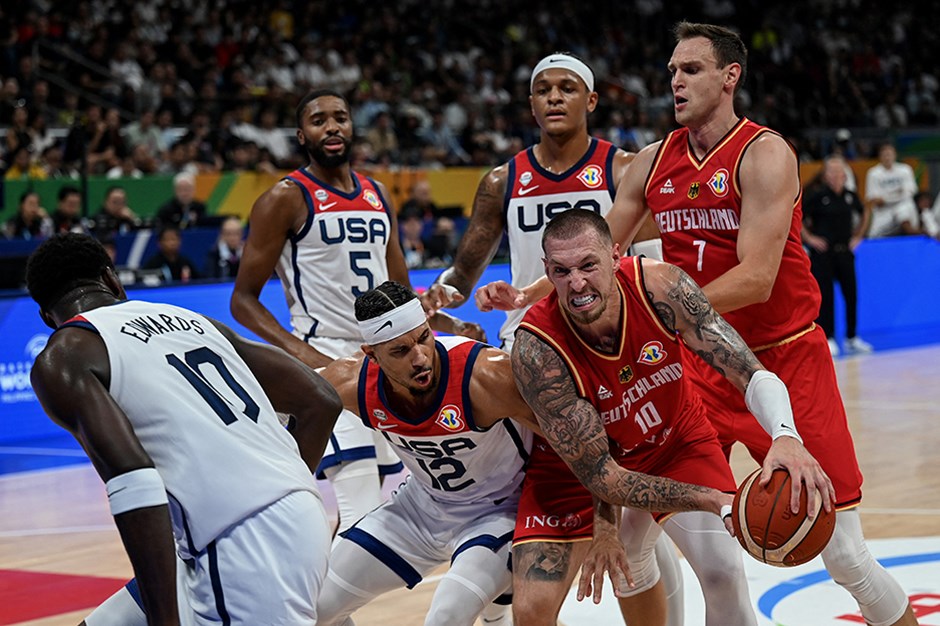 FIBA Dünya Kupası'nda ABD'ye büyük şok! Finalin adı belli oldu