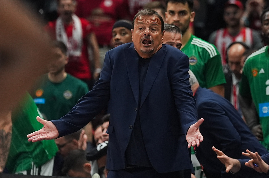 Yunanistan'da devlet olaya el attı, karar açıklandı: Skandal Türkiye tezahüratı Ergin Ataman'ı çıldırtmıştı   - 3. Foto