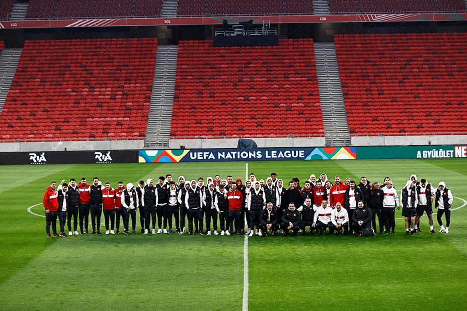 A Milli Futbol Takımı, Puskas Arena'da yürüyüş yaptı