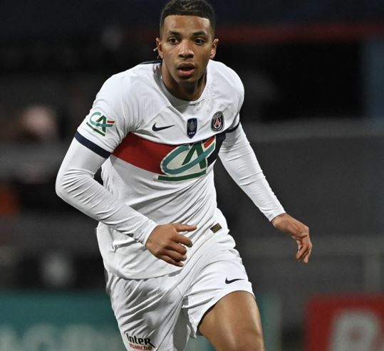 Cher Ndour kimdir, kaç yaşında ve hangi takımlarda forma giydi? Beşiktaş’ın gündemindeki oyuncunun kariyeri ve başarıları