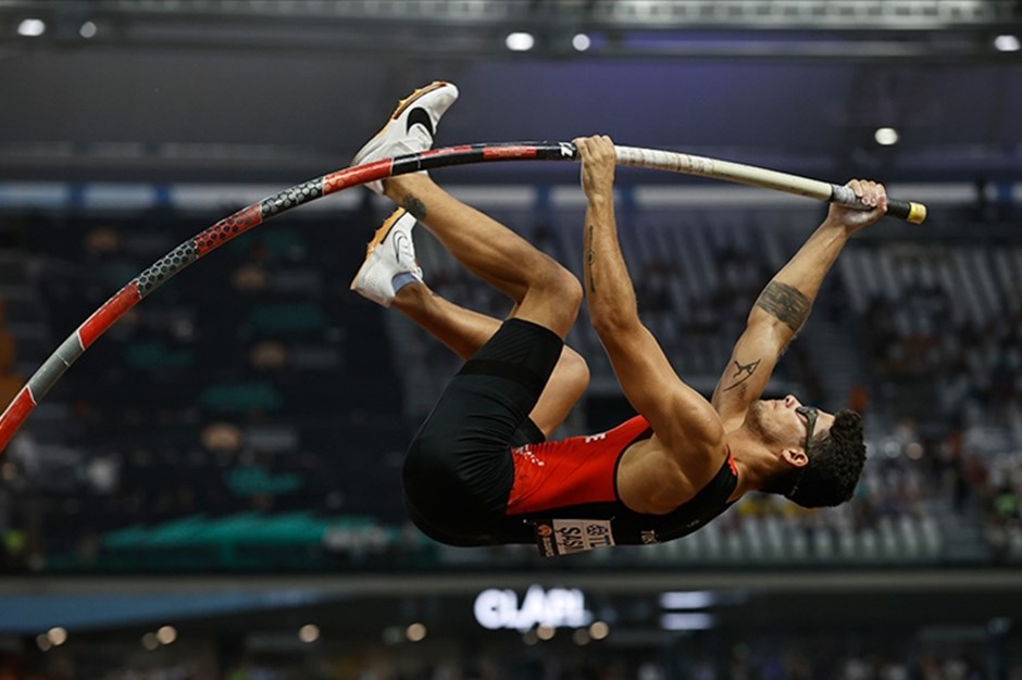 Ersu Şaşma kimdir, kaç yaşında ve hangi takımda forma giyiyor? İşte, Olimpiyatlarda finallere kalan Ersu Şaşma’nın kariyeri