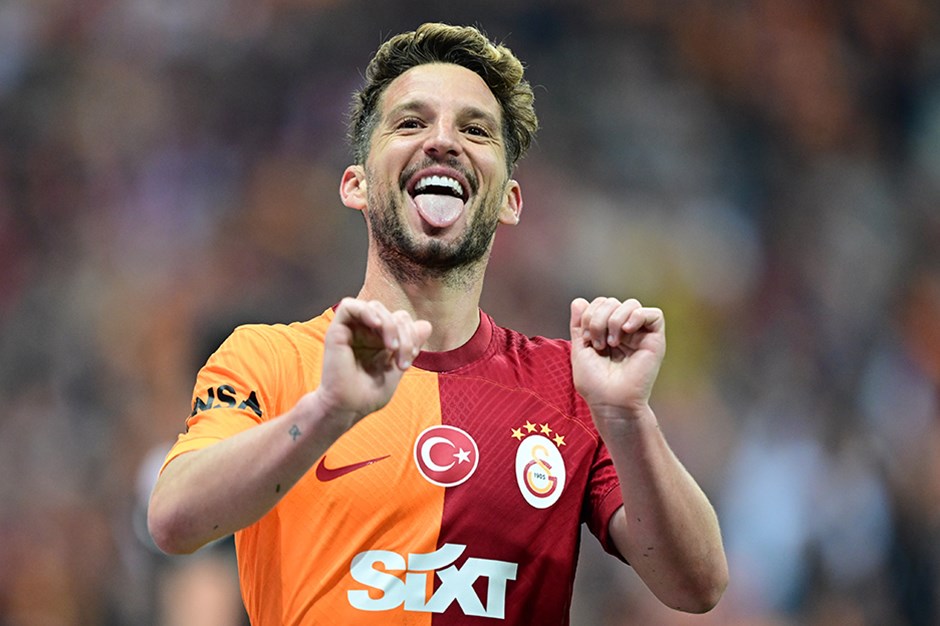 Dries Mertens açıkladı: Galatasaray'da devam edecek mi?