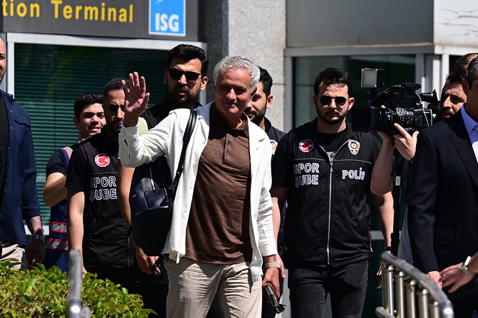 Fenerbahçe'nin yeni hocası Jose Mourinho'dan ilk basın toplantısı: Yeri ve saati açıklandı