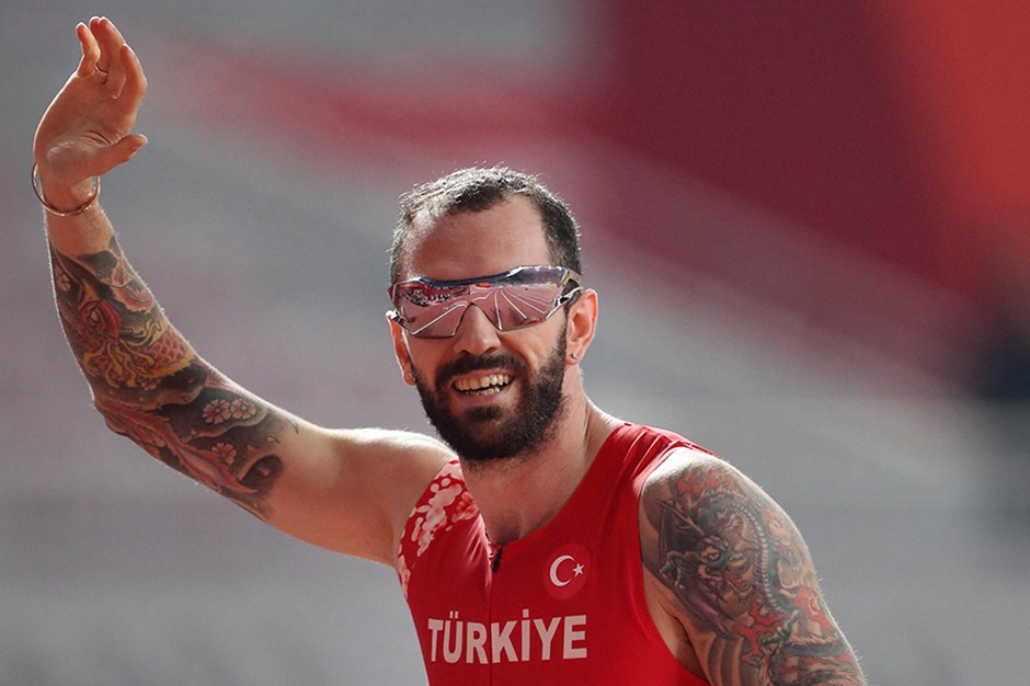 Ramil Guliyev ile Salih Teksöz'den bronz madalya