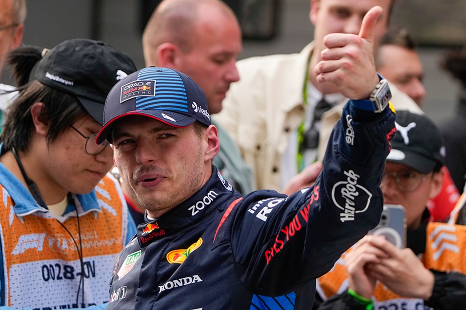 Çin'de pole pozisyonu Max Verstappen'in