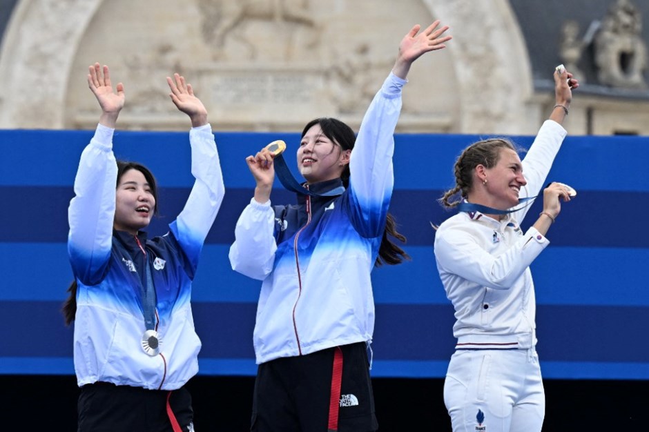 Paris 2024'te altın ve gümüş madalya Güney Koreli okçulara