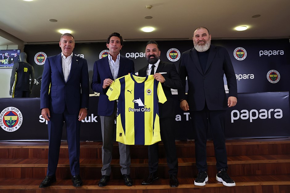 Fenerbahçe'de 3 ayrı forma için sponsorluk anlaşması