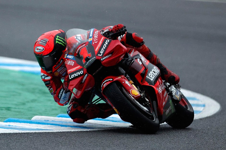 Francesco Bagnaia Endonezya'da kazanıp liderliğe yükseldi