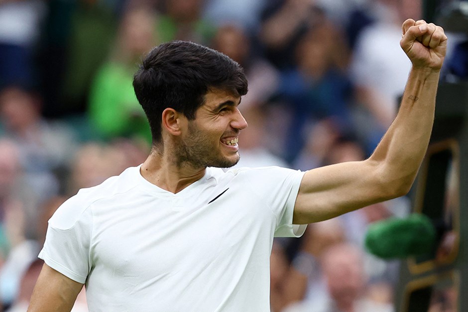 Alcaraz ve Medvedev, Wimbledon'da yarı finale çıktı 