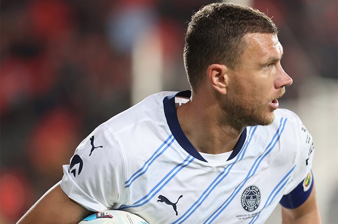 Fenerbahçe'de Edin Dzeko sonrası bir ayrılık daha - 2. Foto