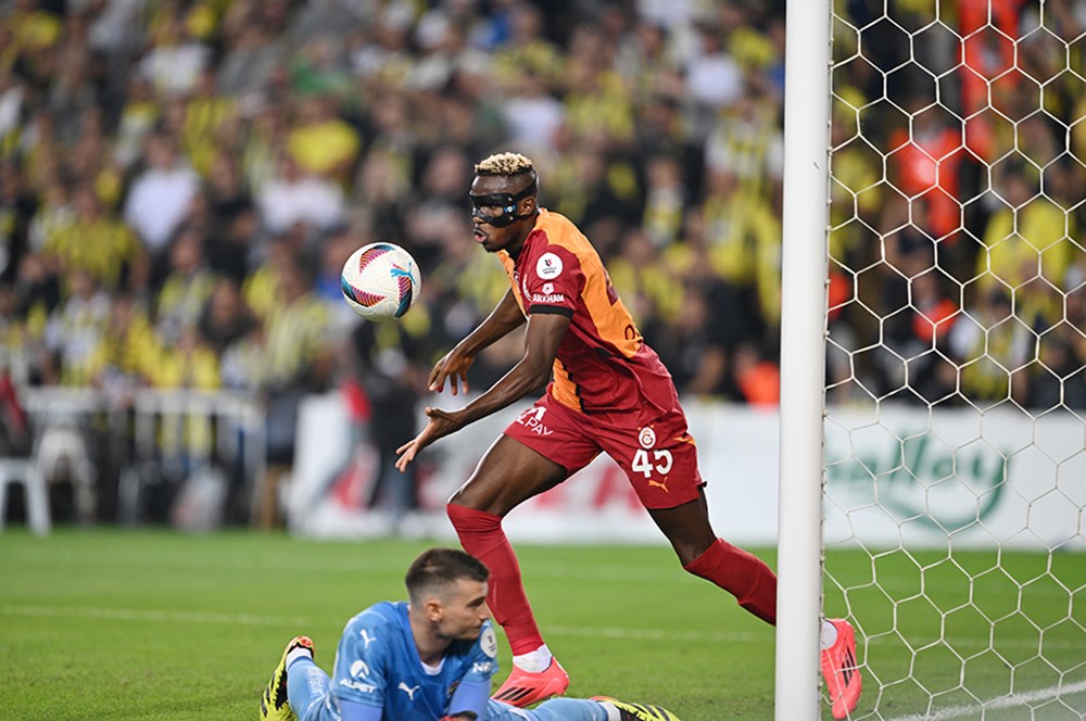 Victor Osimhen'den derbi sonrası taraftar mesajı  - 4. Foto