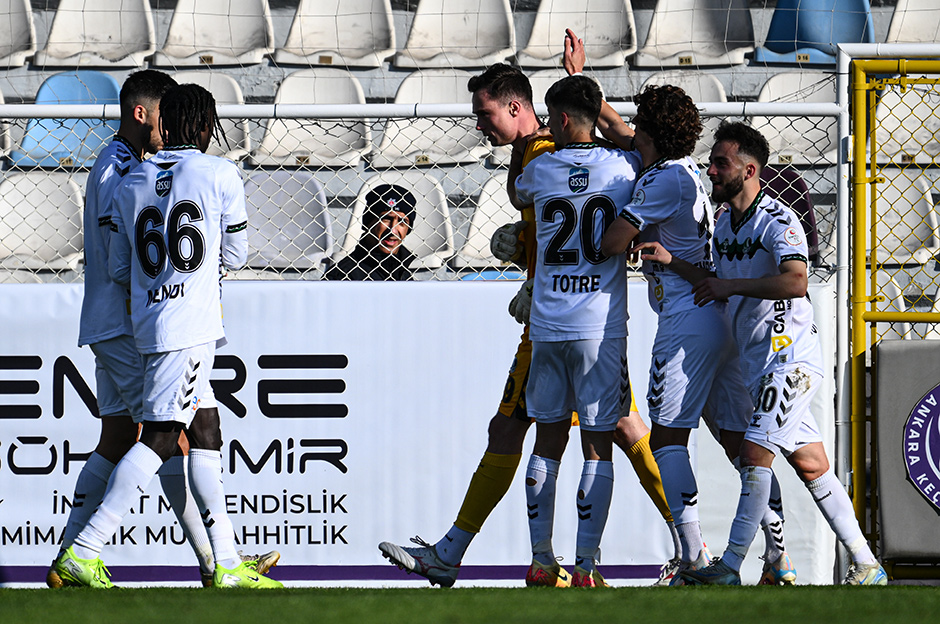 Sakaryaspor - Esenler Erokspor maçı ne zaman, saat kaçta, hangi kanalda canlı yayınlanacak?  - 1. Foto