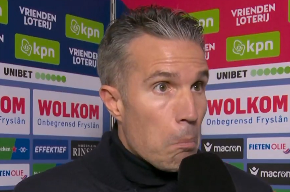 Tüm dünya Hollanda'daki skandalı konuşuyor: Robin van Persie neye uğradığını şaşırdı  - 7. Foto