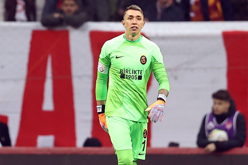 Fernando Muslera'nın yerine transfer; Galatasaray'da 4 ayrılık kesinleşti  - 4. Foto