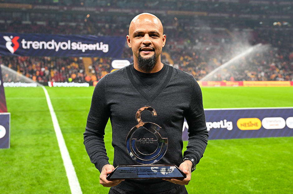 Felipe Melo sahalara veda etti  - 1. Foto