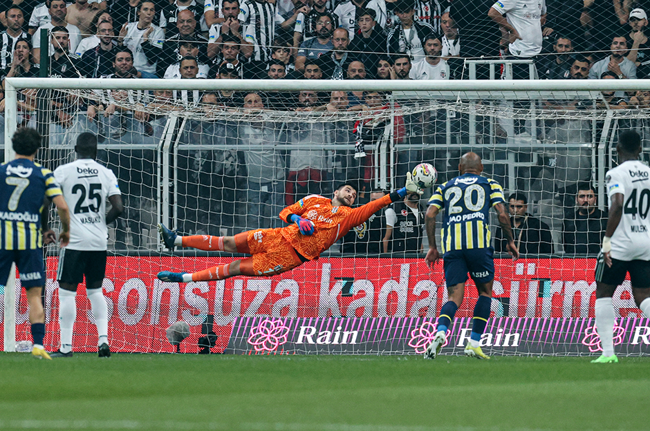 Solskjaer kararını verdi, gönderilecekler listesine bir isim daha eklendi  - 4. Foto