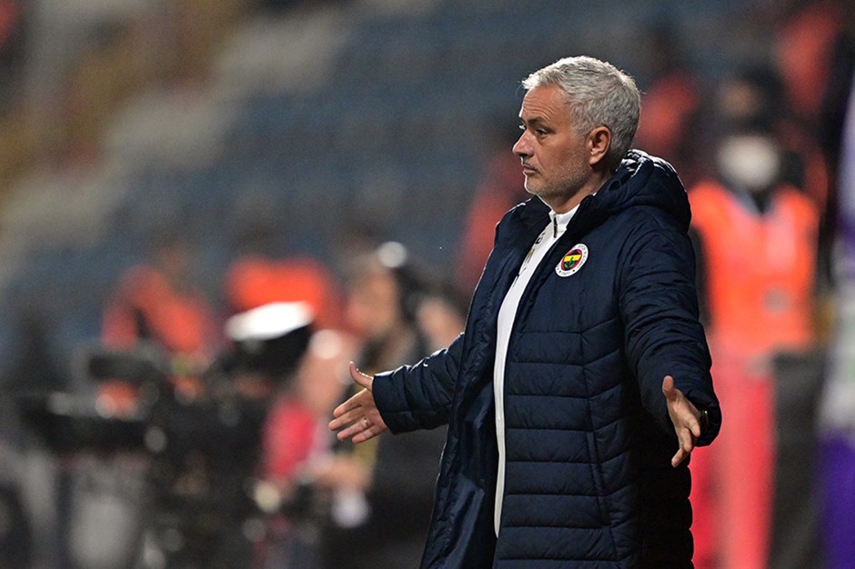 Jose Mourinho "yabancı VAR" kararı için dikkat çeken yorum yaptı