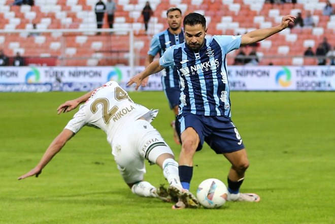 Adana Demirspor, Konya yenilgisiyle Süper Lig tarihine geçti: Dibe vurdular - 3. Foto