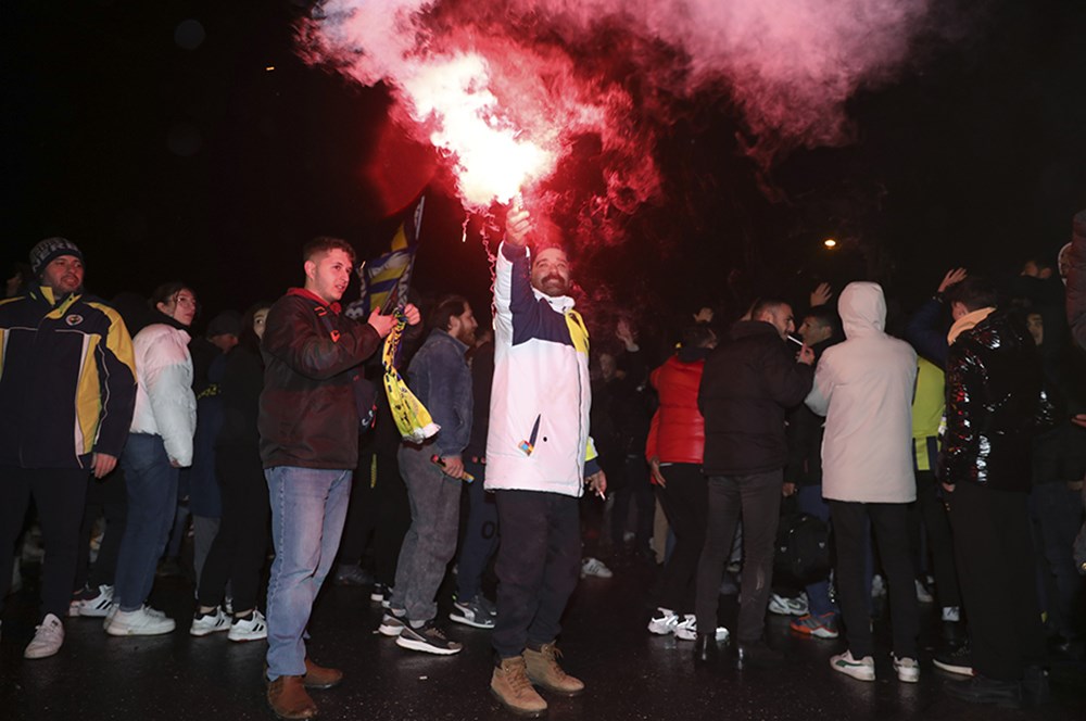 Süper Kupa sonrası Fenerbahçeli taraftarların yönetimden bir isteği var  - 1. Foto