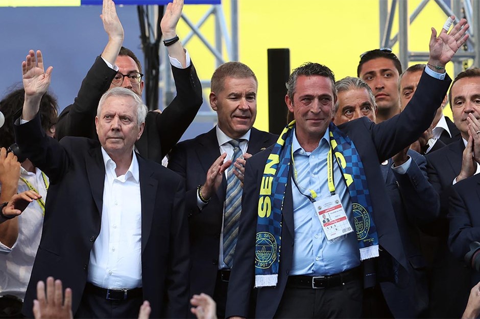 Fenerbahçe'den imza iddialarıyla ilgili açıklama