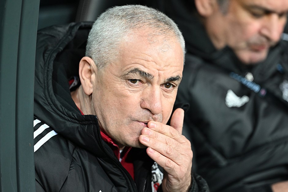 Süper Lig'de teknik direktör istikrarsızlığı sürüyor