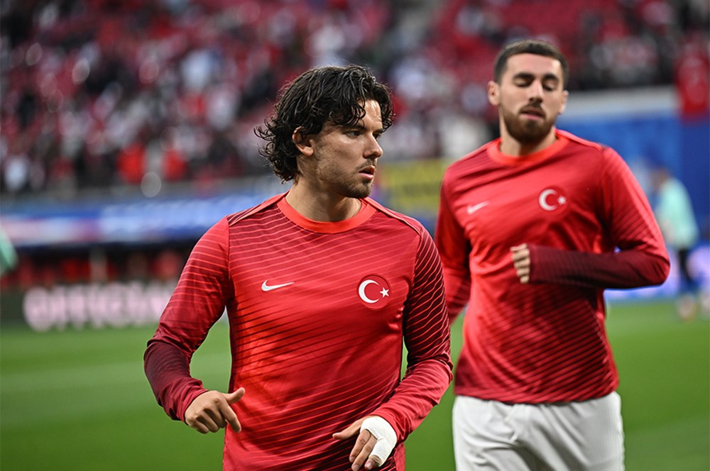 Ferdi Kadıoğlu, Mourinho'dan öğrendiği en büyük dersi açıkladı  - 5. Foto