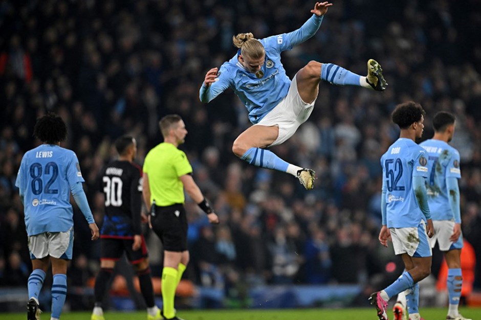 Manchester City, Şampiyonlar Ligi'nde güle oynaya çeyrek finale yükseldi