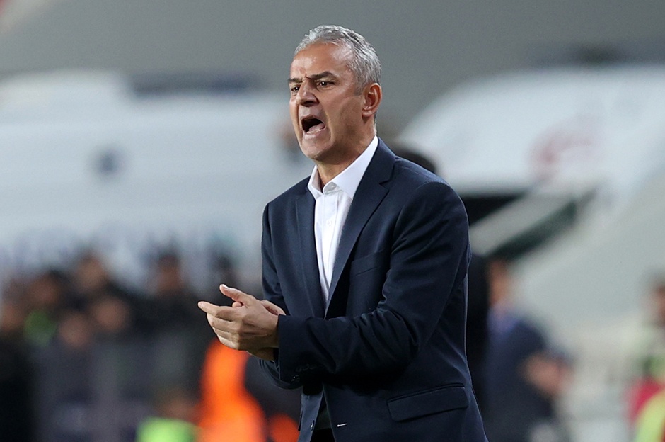 Fenerbahçe soyunma odasında isyan: 3 futbolcu esti gürledi  - 3. Foto