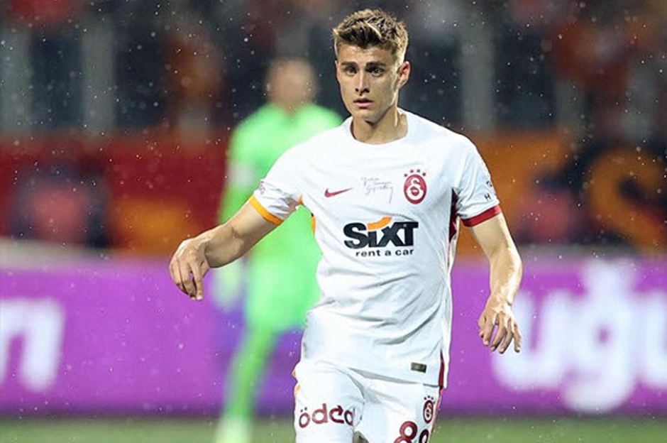 Galatasaray'da bir ayrılık daha yaşandı: Yeni takımı belli oldu  - 4. Foto