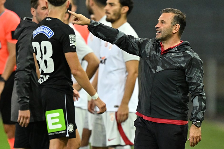 Galatasaray Teknik Direktörü Okan Buruk, Sturm Graz maçını değerlendirdi: Oyuncularımın da, kimsenin de hoşuna gitmiyor ama...