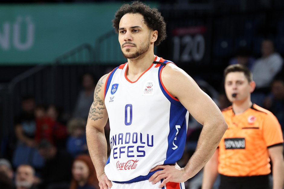 THY EuroLeague'de haftanın MVP'leri Shane Larkin ve Maodo Lo