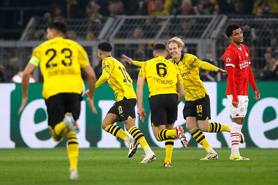 Borussia Dortmund evinde turladı