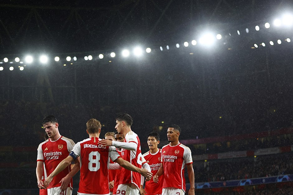 Arsenal, Şampiyonlar Ligi'ne dönüşünü farklı galibiyetle yaptı