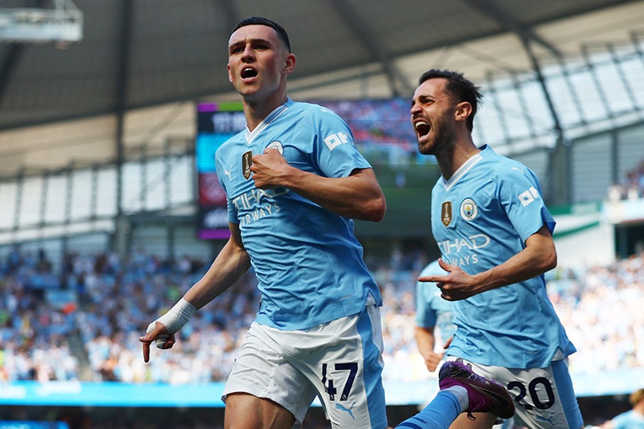 Manchester City şampiyon oldu ve Premier Lig'de bir ilki başardı