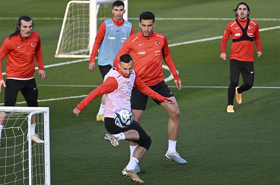 "Vurduğumuz gol olsun" - Sporun manşetleri 43 "Yeni bir başlangıç" - Sporun manşetleri