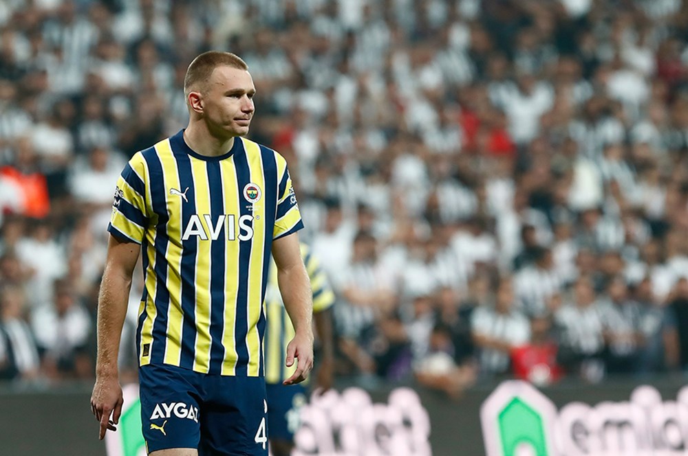 Fenerbahçe'de en az 8 isimle yollar ayrılıyor  - 15. Foto