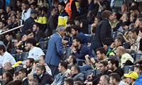Fenerbahçe'nin galibiyeti anlam kazanmadı; tribünler bir isim hariç herkesi ıslıkladı