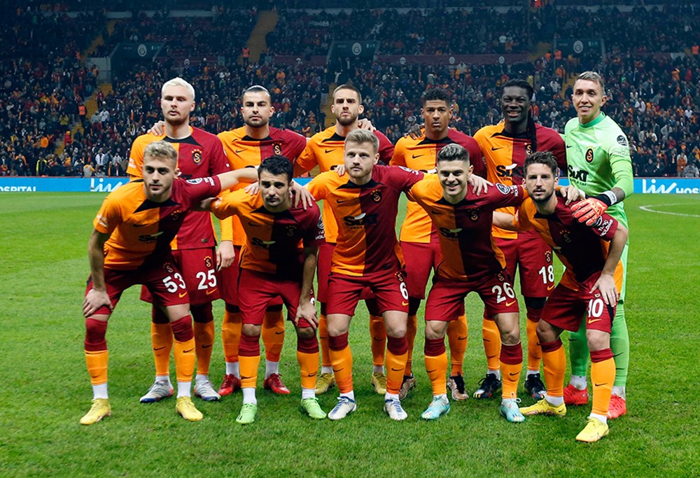 "Kornerden önce faul vardı" Galatasaray için ne yazdılar?  - 6. Foto