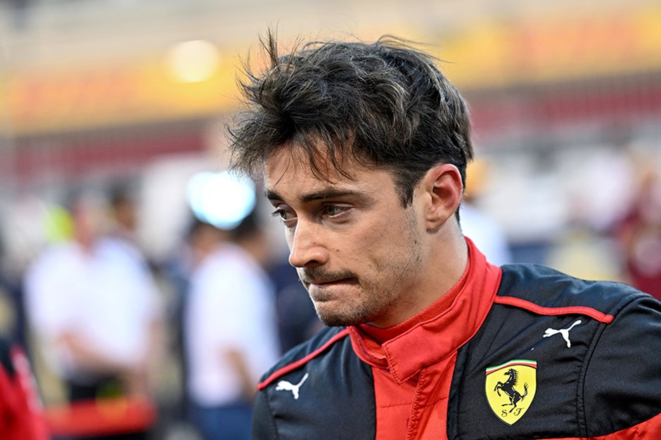 Ferrari, Suudi Arabistan'da piste çıkmadan ceza aldı