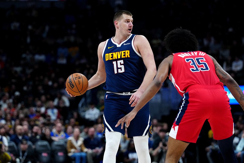 Tarihi performans: Nikola Jokic'ten triple-double