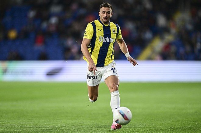 Fenerbahçe'de Edin Dzeko sonrası bir ayrılık daha - 4. Foto