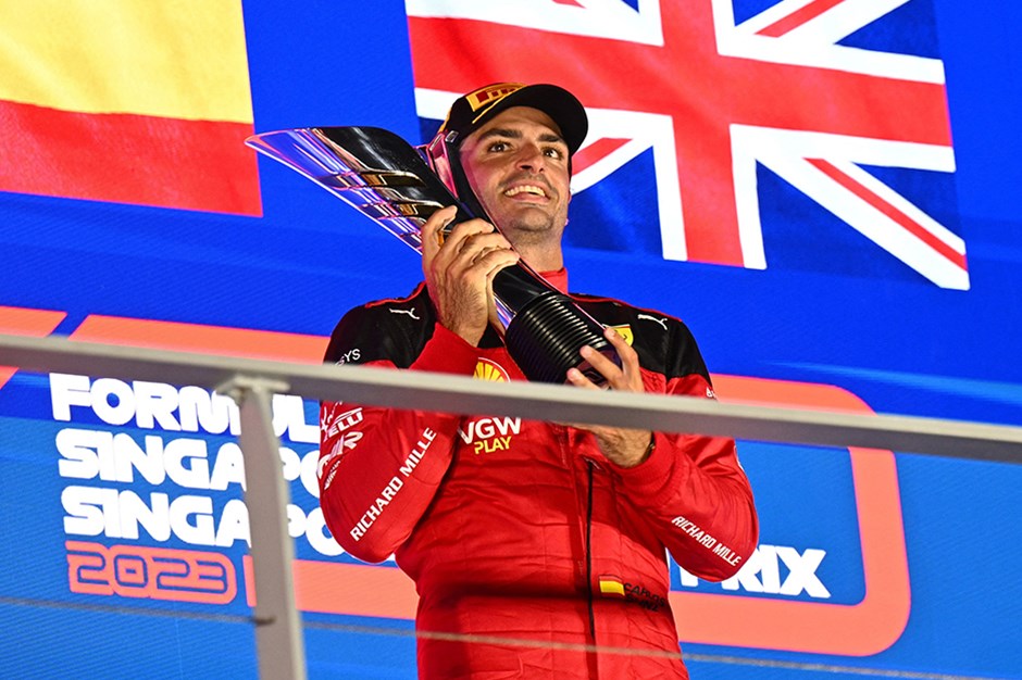 Max Verstappen'in serisi Singapur'da bitti: Zafer Ferrari'nin