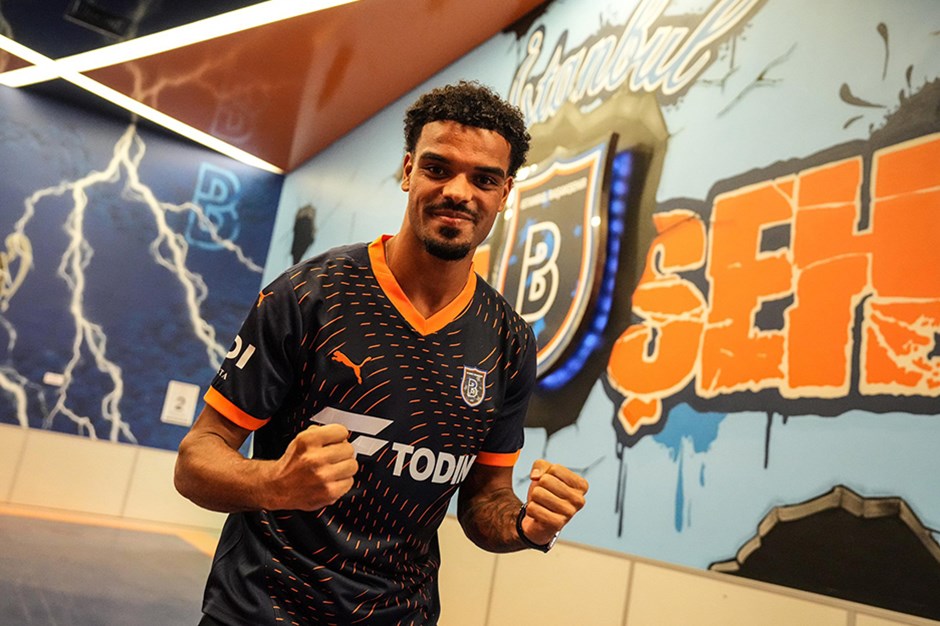 Başakşehir yeni transferini açıkladı