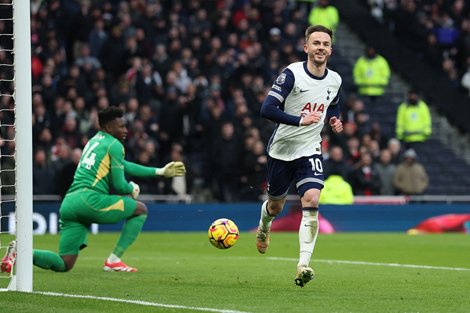 ManU, Tottenham'a takıldı: 15. sıraya geriledi