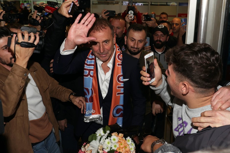 Abdullah Avcı Trabzon'a geldi: "Yeni gelmedim, geri geldim"