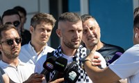 Beşiktaş Ante Rebic transferini KAP'a bildirdi
