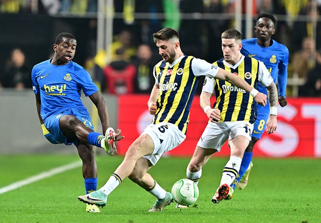 Fenerbahçe'den İsmail Yüksek için sürpriz karar  - 5. Foto