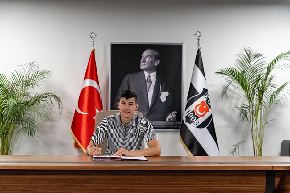 Beşiktaş Bakhtiyor Zaynutdinov transferini açıkladı