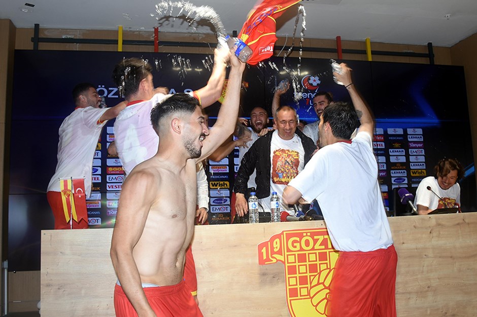 Göztepe'de coşku: "Bu kulüp Süper Lig'i hak ediyor"