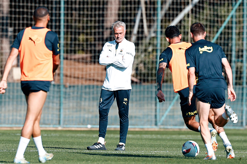 NTV Spor: Tesislere girmesiyle çıkması bir olacak: Fenerbahçe'de ayrılık an meselesi